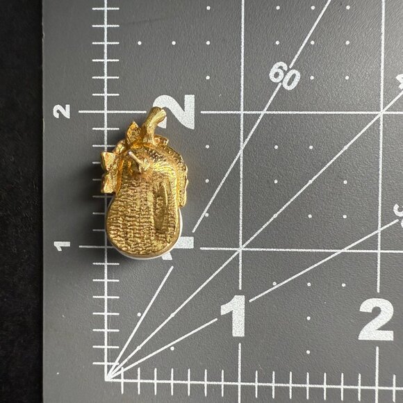 Vintage Avon Gold-Tone Faux Pearl & Flower Earrings With Rhinestone Accents Eleg - Picture 8 of 8